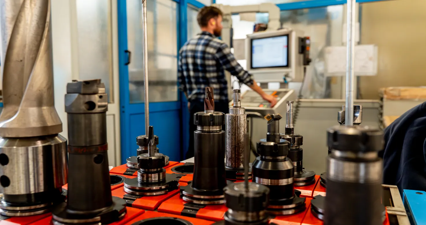 Macchine CNC OMF Fumagalli per lavorazioni meccaniche di precisione Bergamo